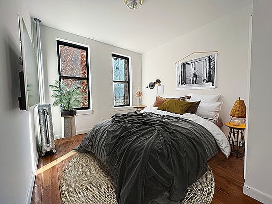 3rd image of 2657 Frederick Douglass Blvd #9