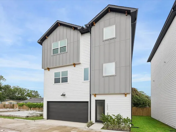 1032 Marcolin St, Houston, TX 77088