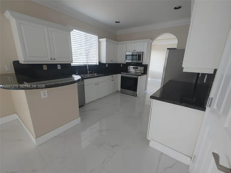 21872 SW 95th Pl — Photo 15