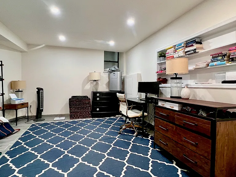 16 W 75th St #1A — Photo 13