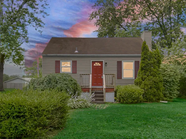 7806 Marshall St, Merrillville, IN 46410