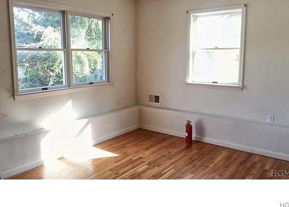 3rd image of 51 Rogers St