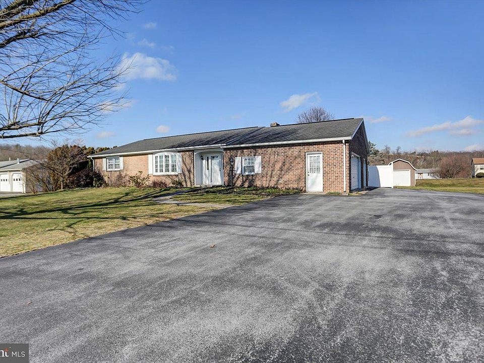 2235 Loop Rd, Chambersburg, PA 17202 Zillow