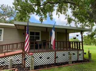 160 Tupelo S, Palacios, TX 77465