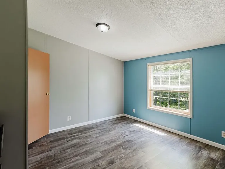 65 Payne Ln — Photo 16