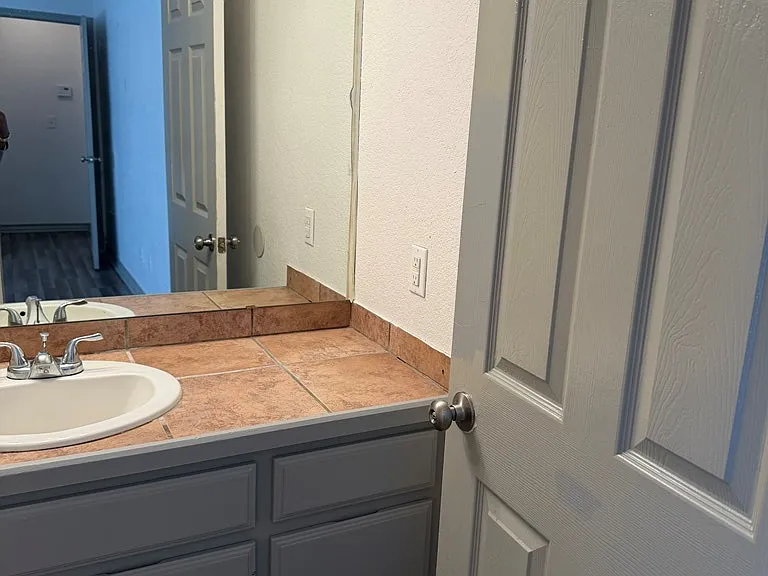 4515 Monty Dr — Photo 18
