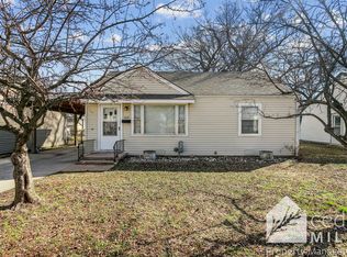 420 N Custer Ave, Wichita, KS 67203