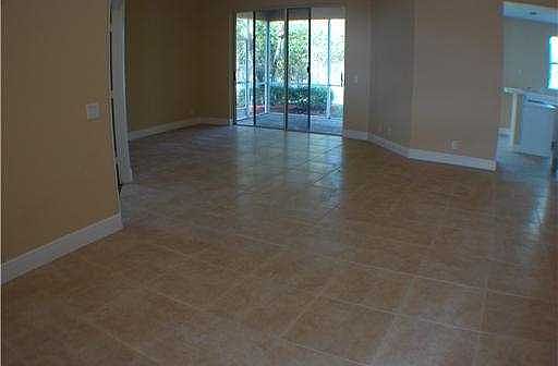 4th image of 6535 NW 78th Dr