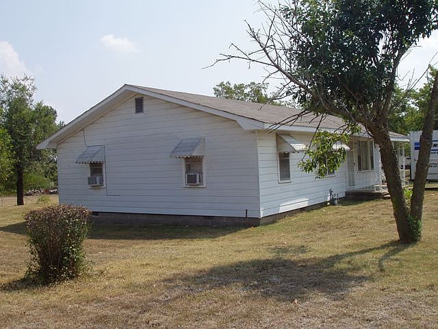 2nd image of 720 Tom St