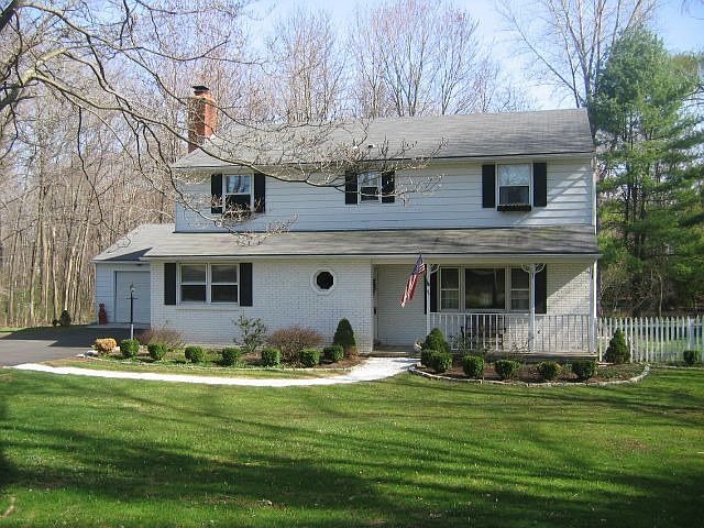 Ivy Hill Front