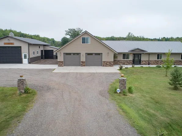 3196 Nightengale St, Mora, MN 55051