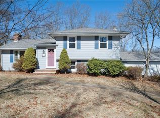 1565 Middle Rd, East Greenwich, RI 02818