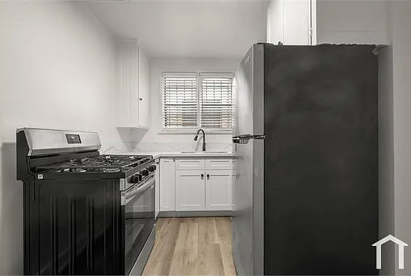 Studio, 350 sqft, $1,395 — Photo 3
