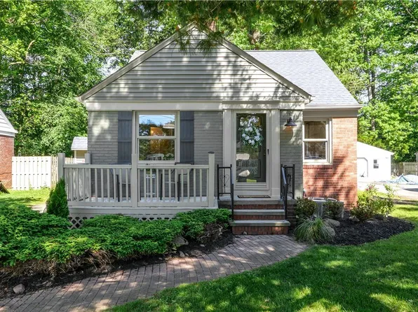 2771 W 230th St, North Olmsted, OH 44070