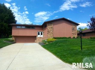 501 W Wolf Rd, Peoria, IL 61614