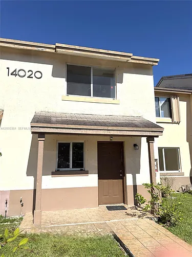 14020 NE 3rd Ct #5 Photo 1