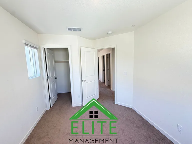 5296 Molino Cir — Photo 11