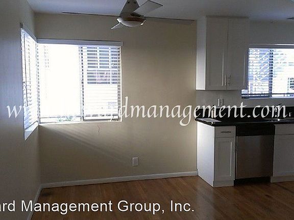 4th image of 326 San Vicente Blvd APT A