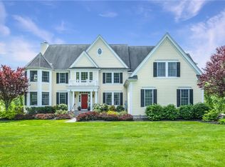 1169 White Horse Ln, Yorktown Heights, NY 10598