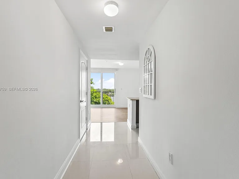 2701 SW 3rd Ave #502 — Photo 7