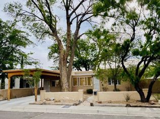 448 60th St NW, Albuquerque, NM 87105