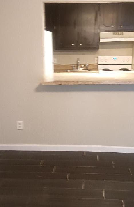 1st image of 116 N Warren St APT 6