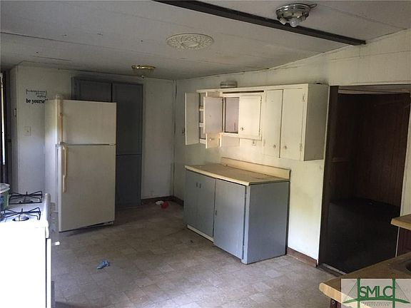 4th image of 4055 Kessler Ave