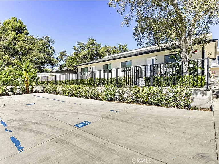 2641 Hermosa Ave #A — Photo 3