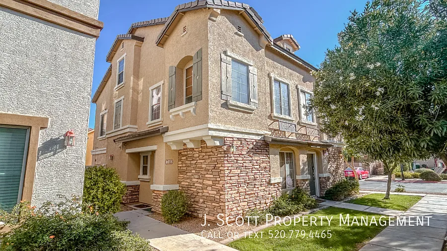 746 N Laguna Dr
