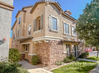 746 N Laguna Dr, Gilbert, AZ 85233