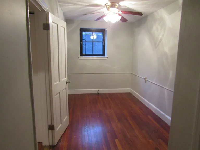 65 Strathmore Rd #7 — Photo 8