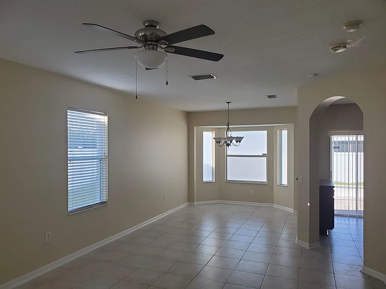 12722 Evington Point Dr — Photo 3