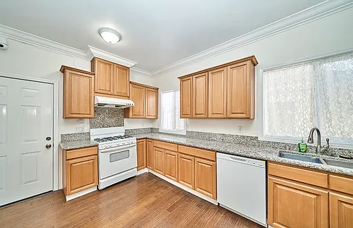 3326 Barnes Ave Photo 1