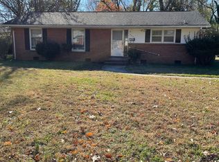 3826 Sudbury Rd, Charlotte, NC 28205