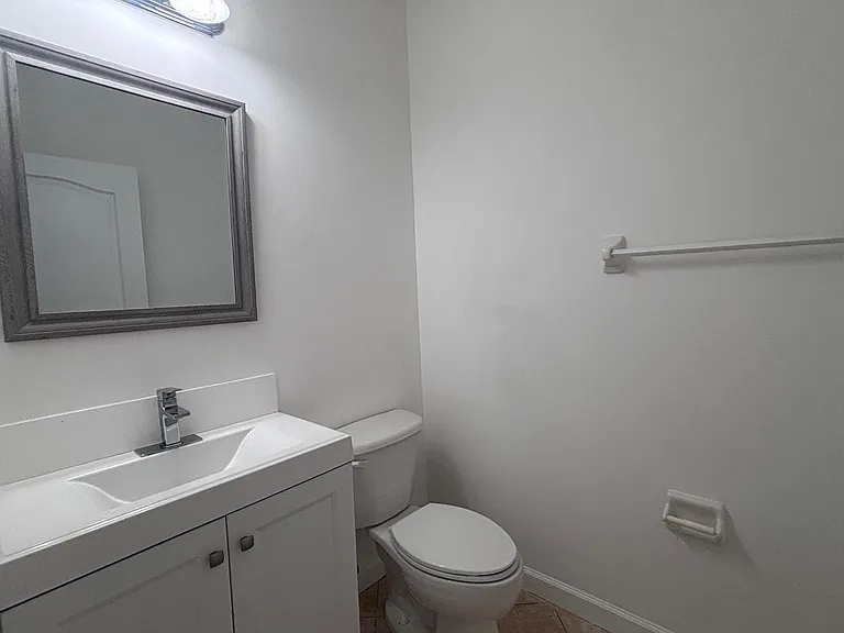 3904 Sabal Way — Photo 6