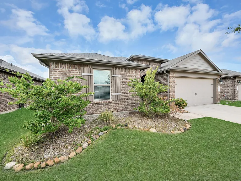 3314 Zephyr Park Ln — Photo 1