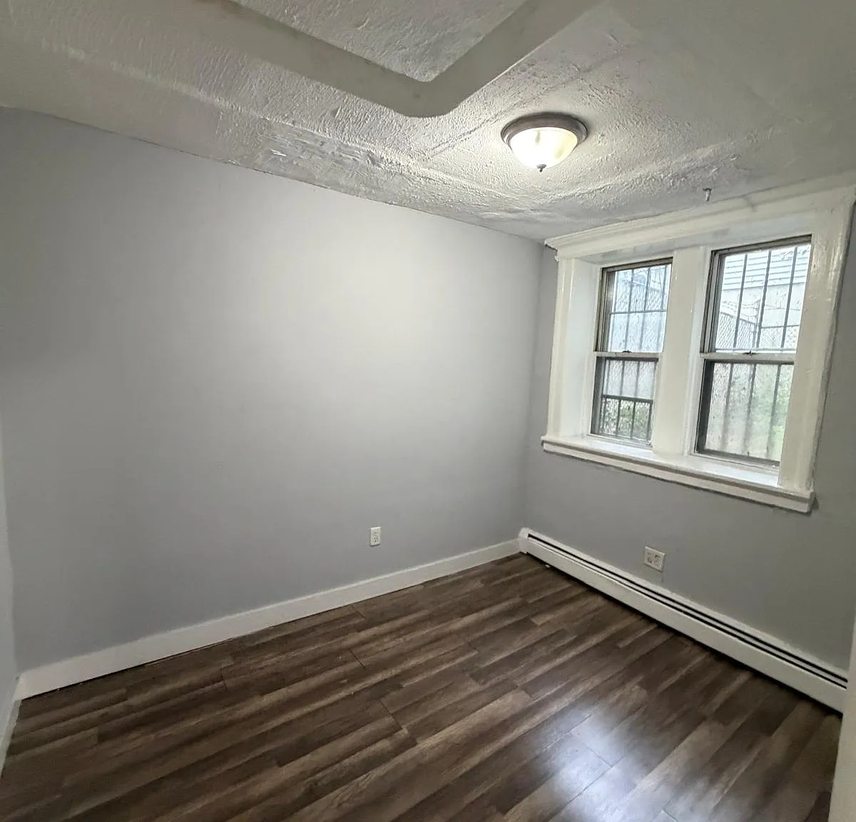 3 bed, $1,695 — Photo 2