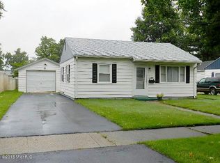707 Mary St, Dowagiac, MI 49047