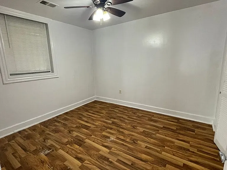 2500 N Sawyer Ave #1R — Photo 6