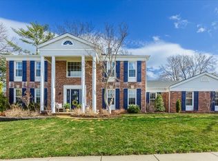 2142 Heather Glen Dr, Chesterfield, MO 63017