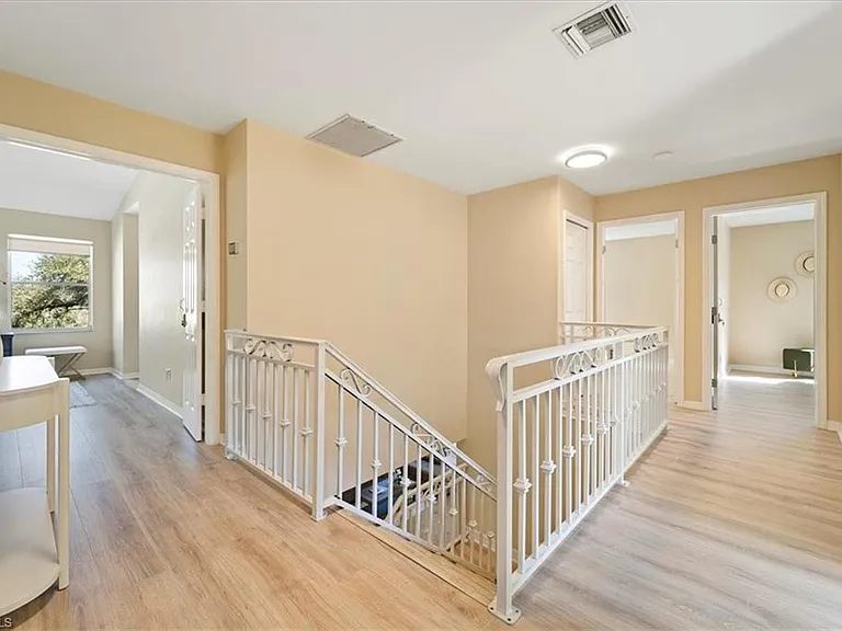12341 Eagle Pointe Cir — Photo 35