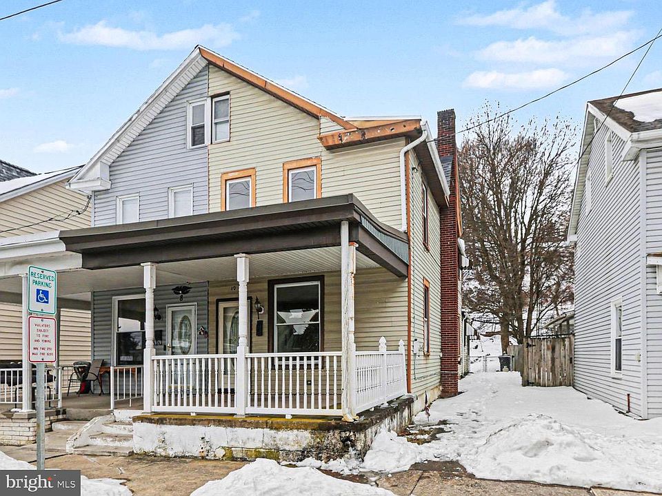 1st image of 10 N 2nd St