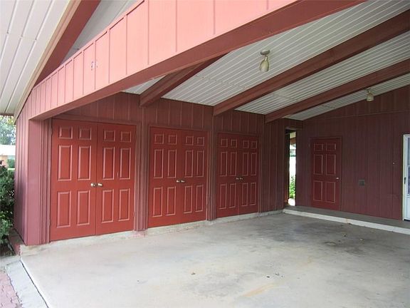 4th image of 901 Bennett Dr