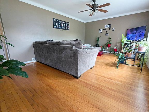 3rd image of 1009 Wylin Ct