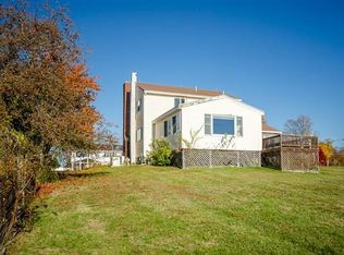154 Whitehall Rd, Amesbury, MA 01913