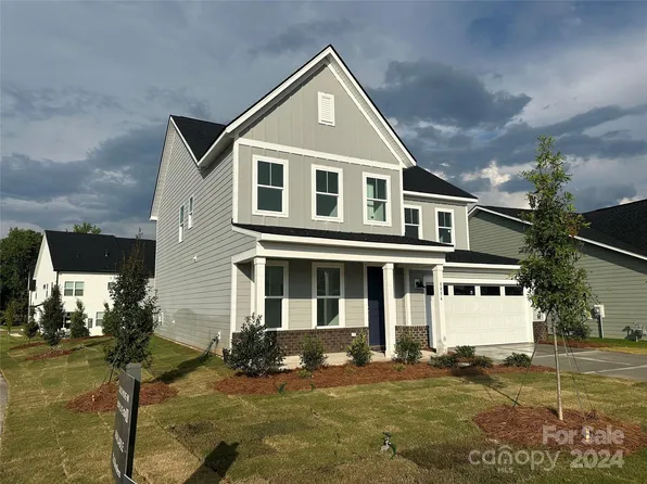 8056 Brookbank Dr #24, Charlotte, NC 28269