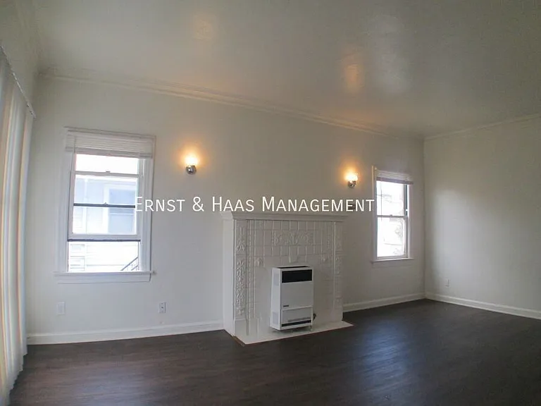 944 Maine Ave #A — Photo 3
