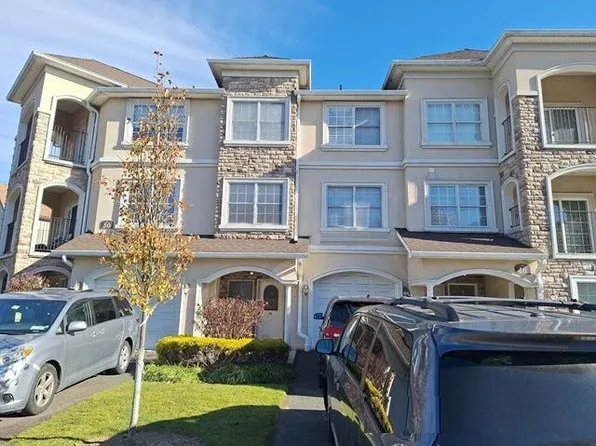 48 Horton Dr #F2, Monsey, NY 10952