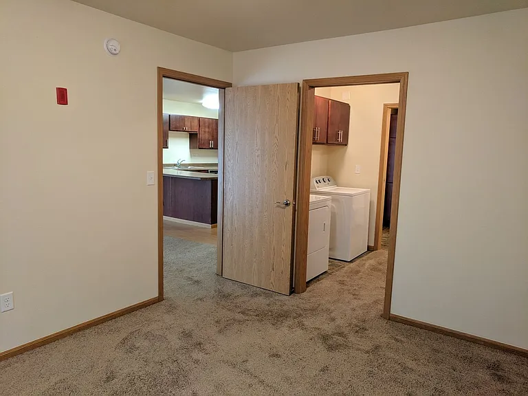 West Lake III Apartments — Photo 51