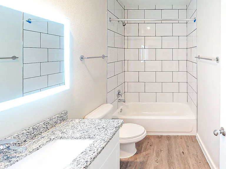 Mosswood Apartments — Photo 62